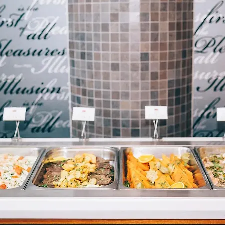 Lägenhetshotell Grand Muthu Do Vale 5*