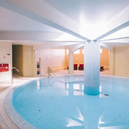 Grand Muthu Do Vale Aparthotel 5*