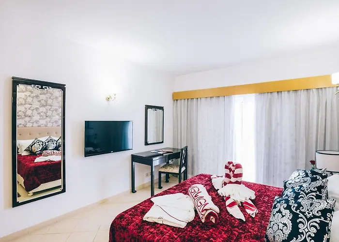 Grand Muthu Do Vale Apartahotel