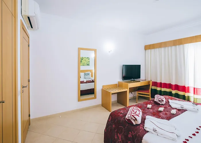 Grand Muthu Do Vale Apartahotel